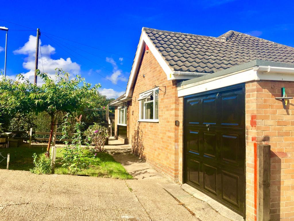 Fourth Avenue, Lovely Bungalow Available For Guests And Contractors Parking Wifi Nottingham Bagian luar foto